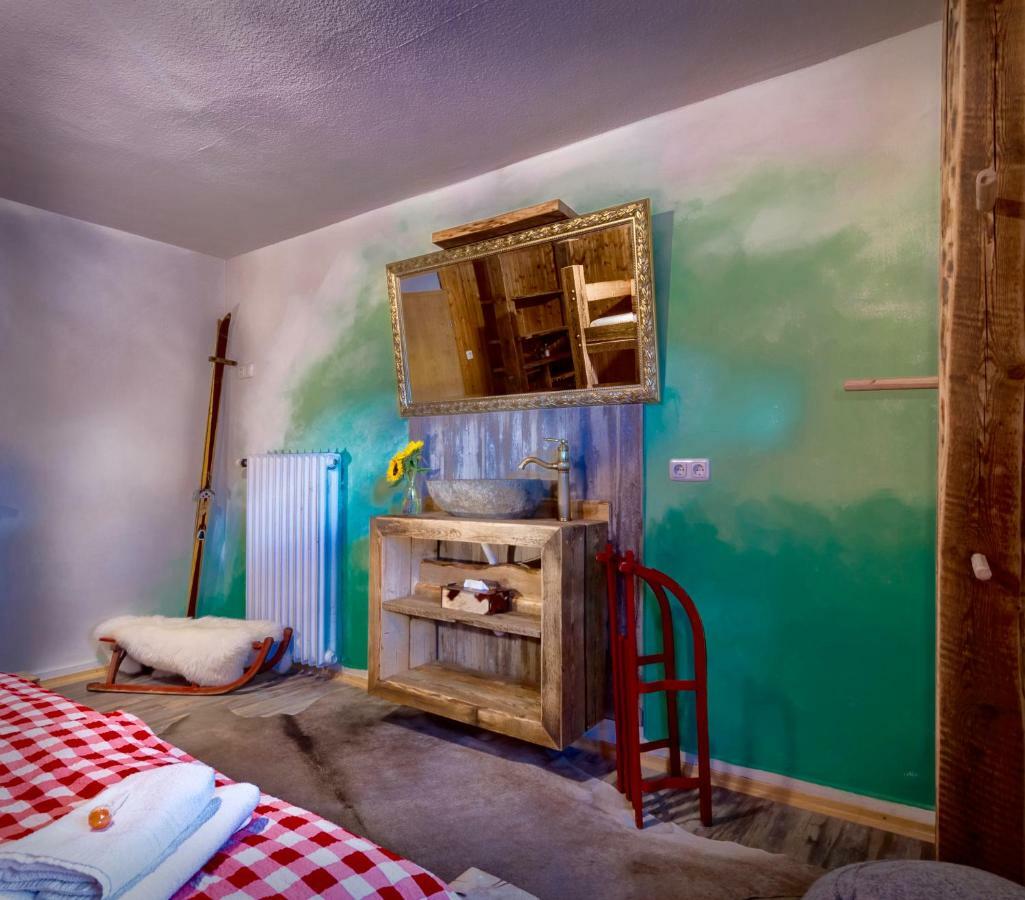 Zur Gluecklichen Kuh Hotell Oberstdorf Eksteriør bilde
